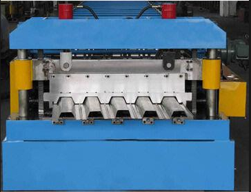Tinggi standar trapesium Sheet Floor Deck Roll Forming Machine dengan 12M Auto Stacker